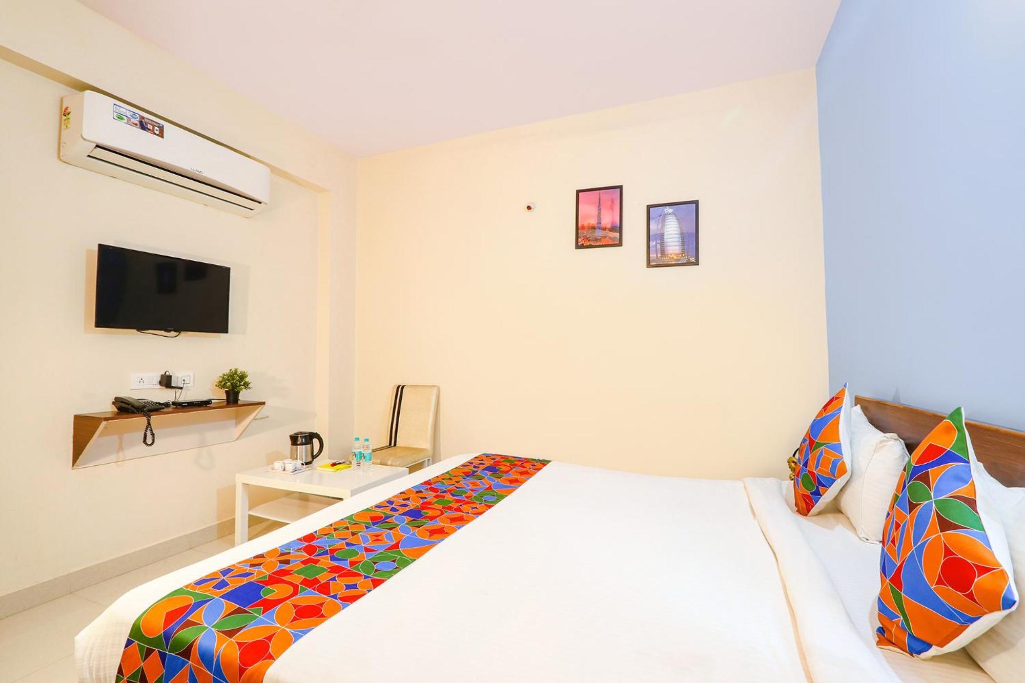 Fabhotel Namaha Suites - Nr Hyderabad International Airport, Shamshabad Kültér fotó